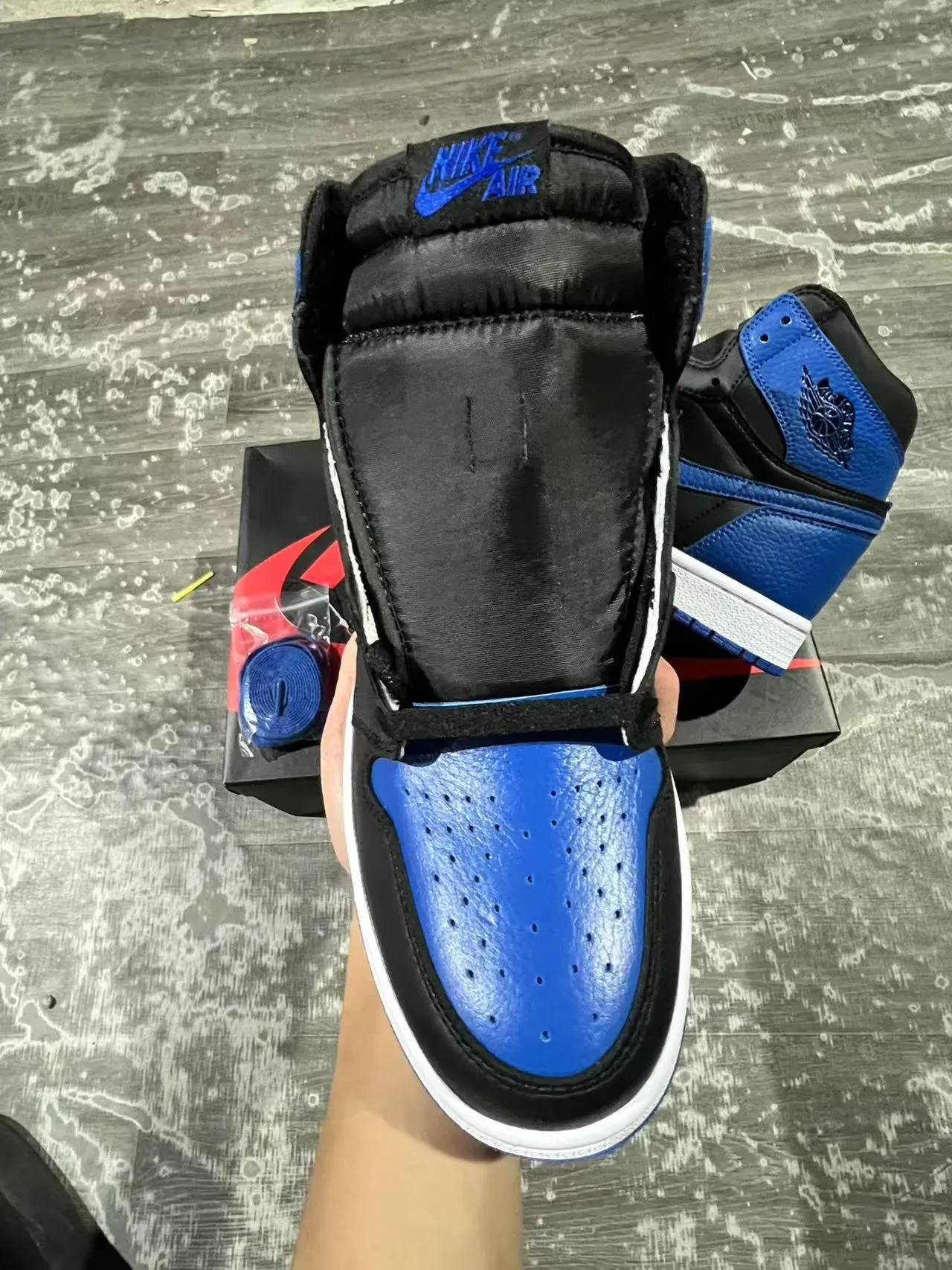 Air Jordan 1 أسود أزرق ملكي جلد أحذية كرة السلة 3