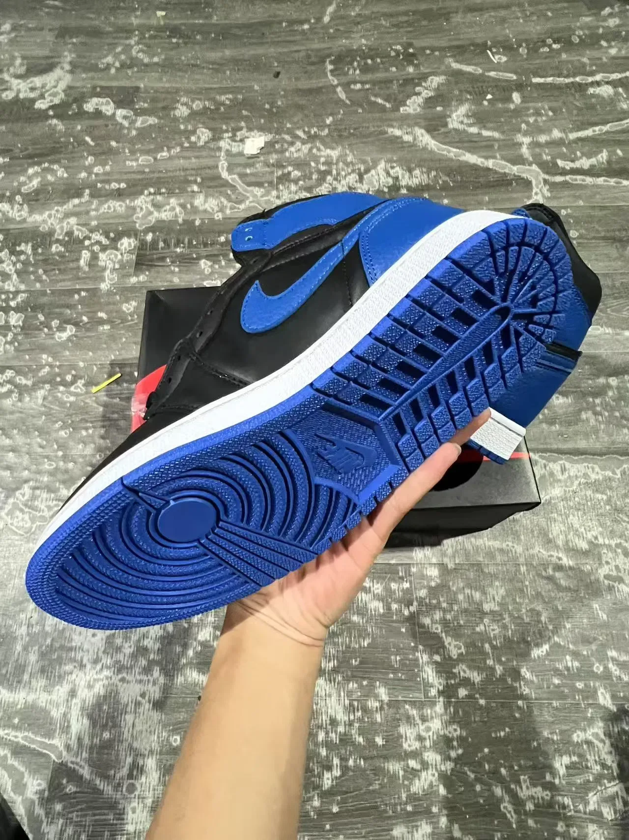 Air Jordan 1 أسود أزرق ملكي جلد أحذية كرة السلة 6