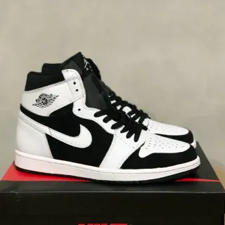 Air Jordan 1 High কালো এবং সাদা বাস্কেটবল জুতা