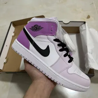 Tênis de basquete Air Jordan 1 High roxo branco preto
