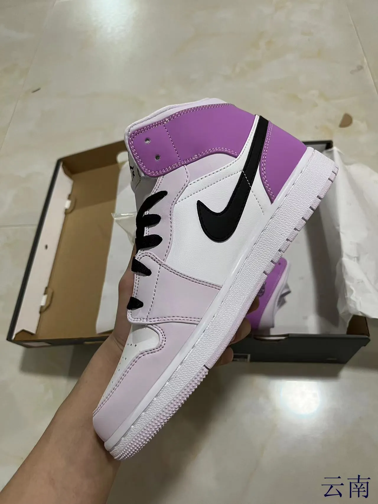 Air Jordan 1 High 紫白黑篮球鞋 4