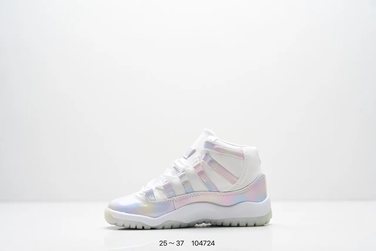 Tênis de basquete Air Jordan 11 com estampa de galáxia branco e roxo 20