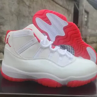 Air Jordan 11 tênis de basquete branco e vermelho