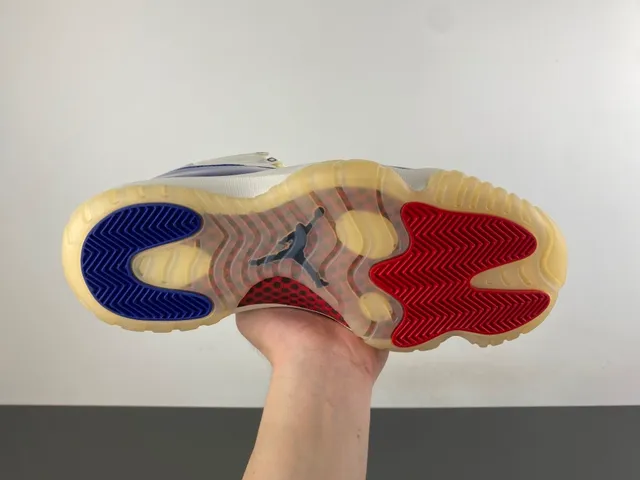 Air Jordan 11 সাদা রয়্যাল ব্লু পেটেন্ট লেদার বাস্কেটবল জুতো 9