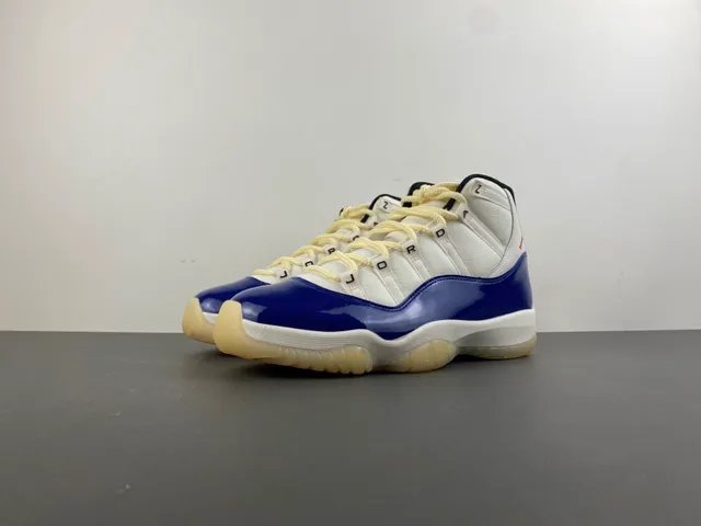 Air Jordan 11 সাদা রয়্যাল ব্লু পেটেন্ট লেদার বাস্কেটবল জুতো 11