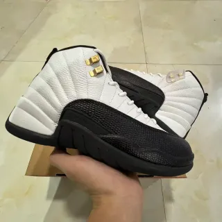 Air Jordan 12 সাদা কালো সোনালী লেইস লক বাস্কেটবল জুতা