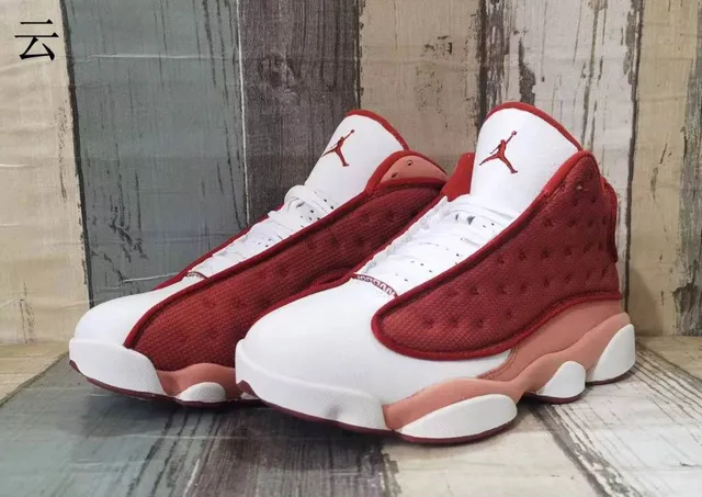 Zapatillas de baloncesto Air Jordan 13 rojas y blancas 6