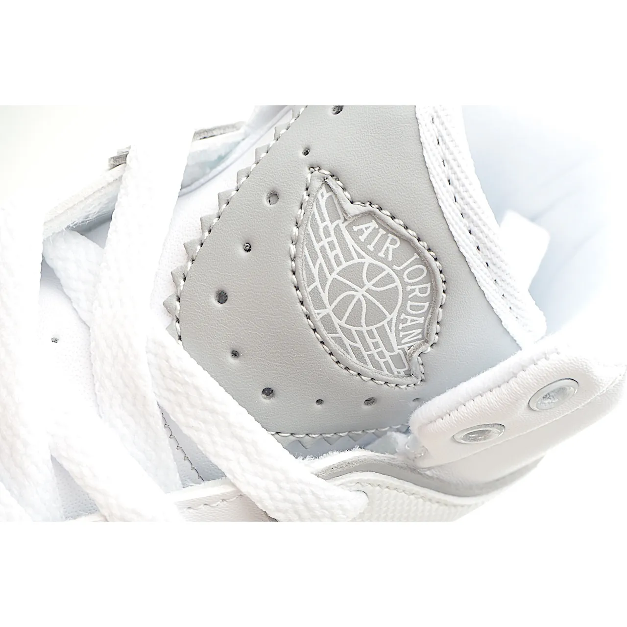 Air Jordan 2 সাদা নেভি লাল বাস্কেটবল জুতো 24