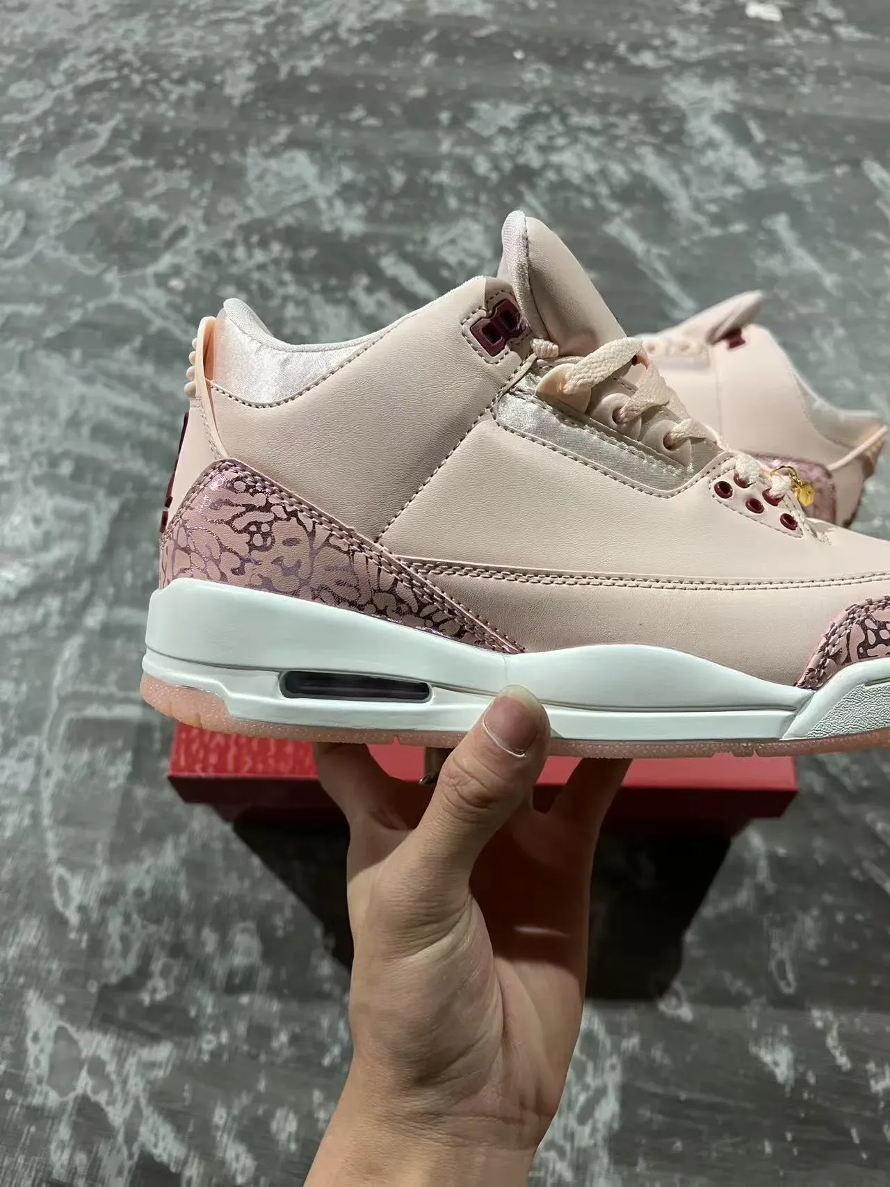 Air Jordan 3 Pale Pink Elephant Print Basketball Shoes 7
