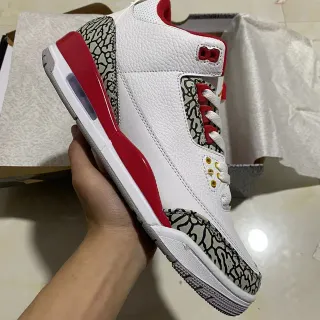 Tênis de basquete Air Jordan 3 branco cimento vermelho