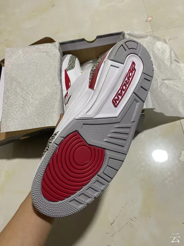 Tênis de basquete Air Jordan 3 branco cimento vermelho 5