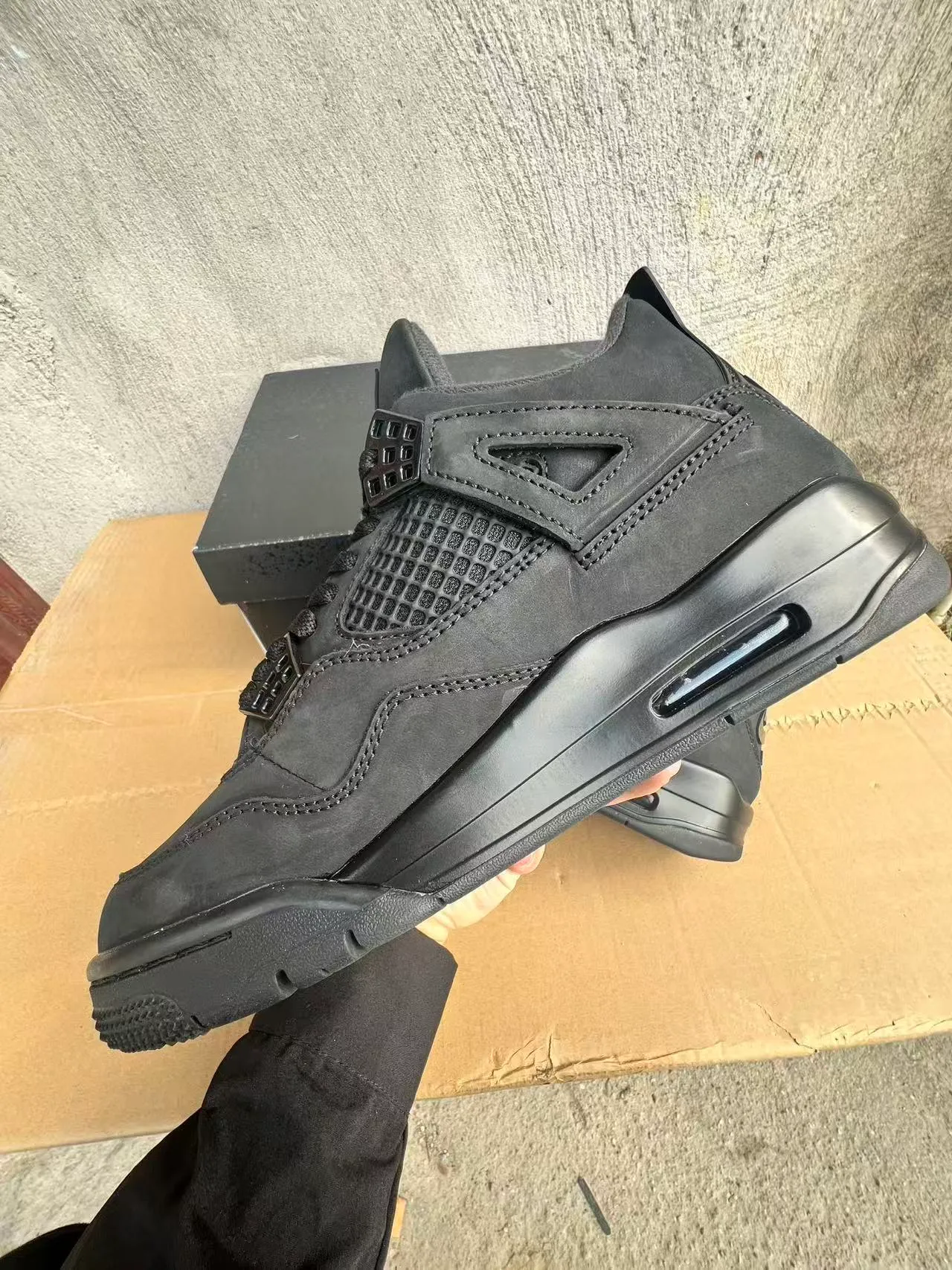 Tênis de basquete Air Jordan 4 preto monocromático 5