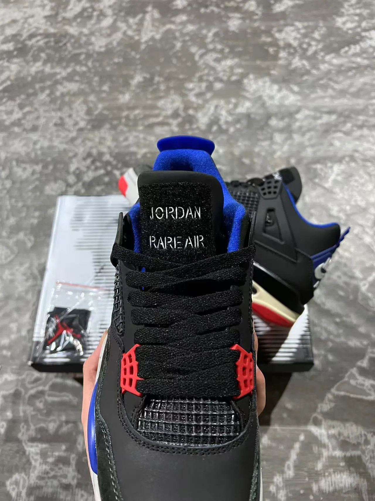 Tênis de basquete Air Jordan 4 preto azul royal vermelho 4
