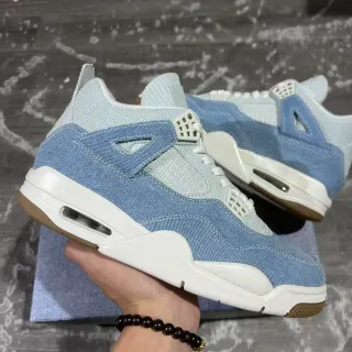 Zapatillas de baloncesto Air Jordan 4 Denim azul claro blanco goma
