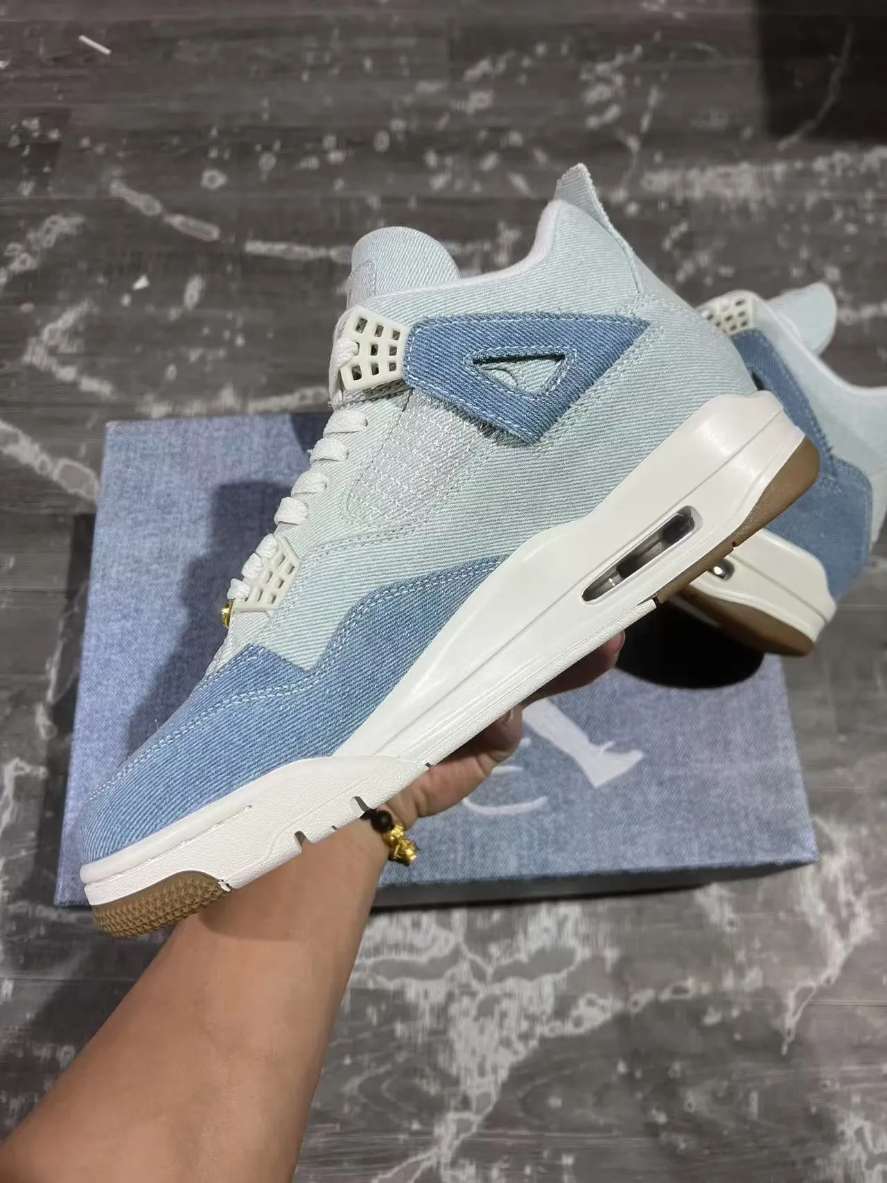Air Jordan 4 ডেনিম হালকা নীল সাদা গাম বাস্কেটবল জুতো 5