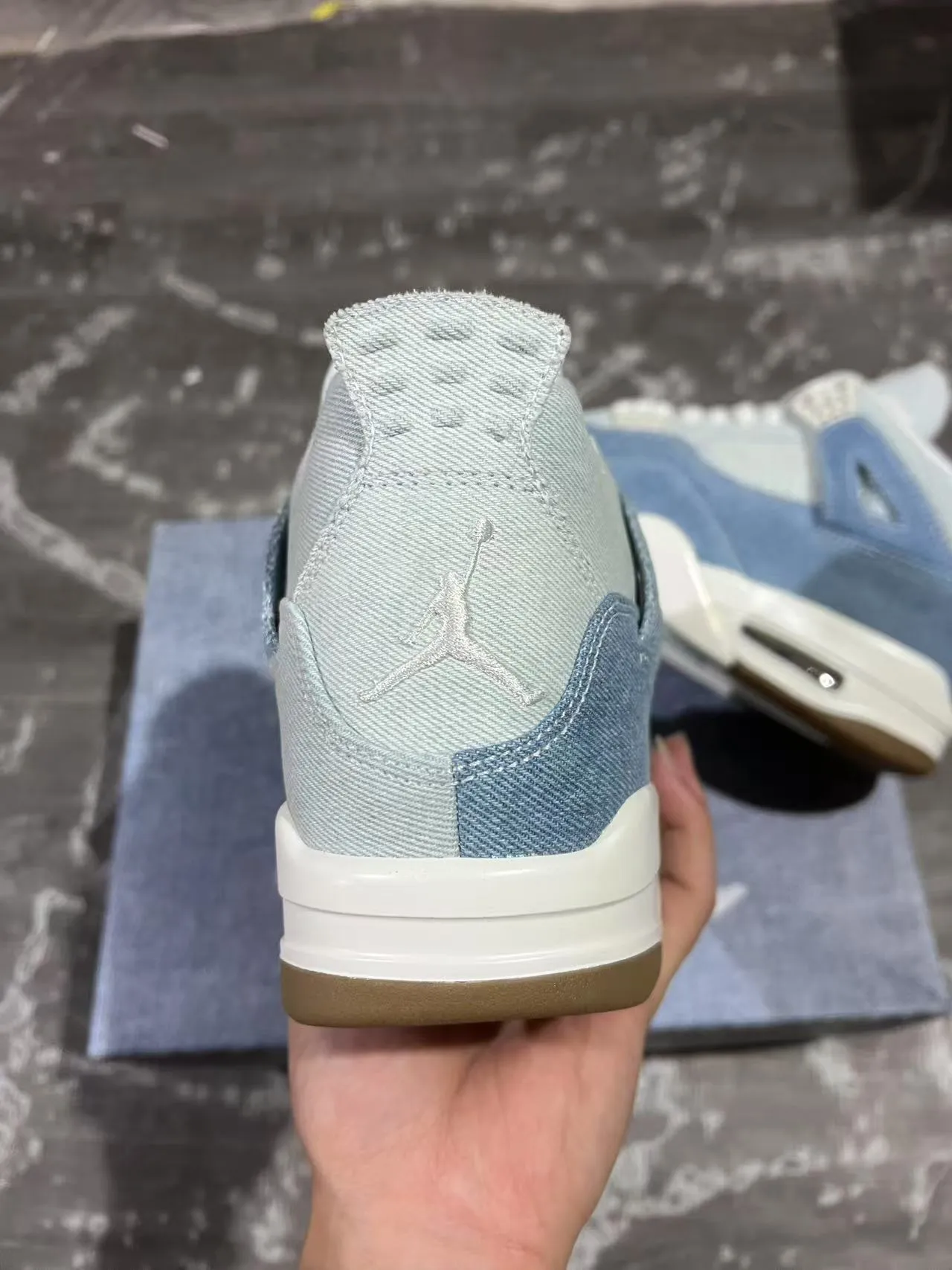 Air Jordan 4 ডেনিম হালকা নীল সাদা গাম বাস্কেটবল জুতো 8