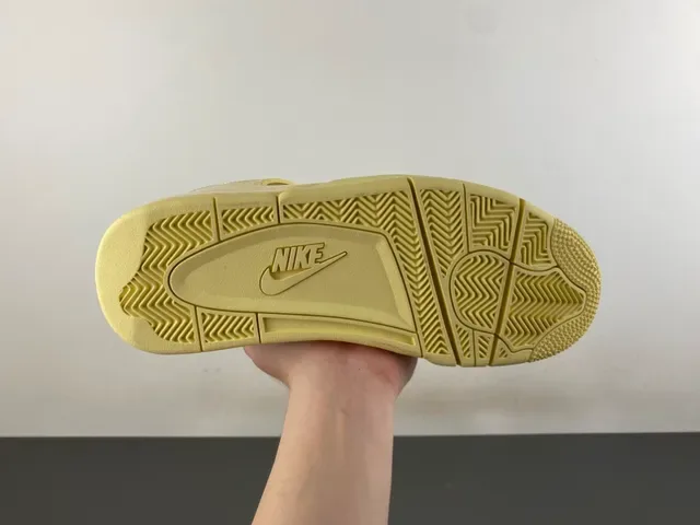 Air Jordan 4 Monochromatic Yellow Basketball Shoes 8