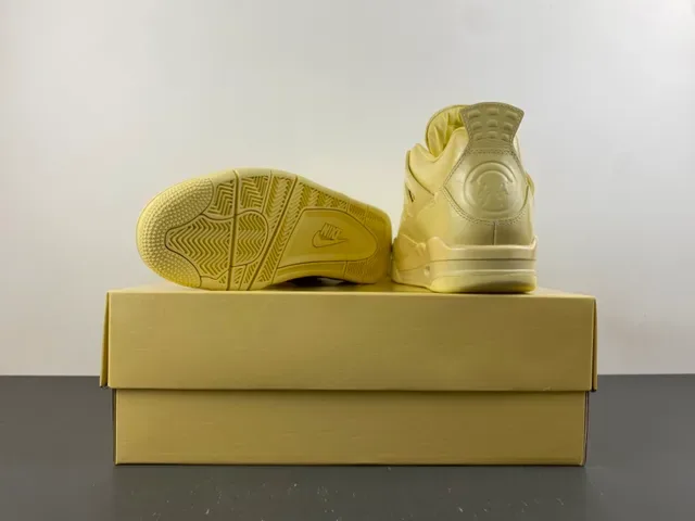 Air Jordan 4 Monochromatic Yellow Basketball Shoes 15