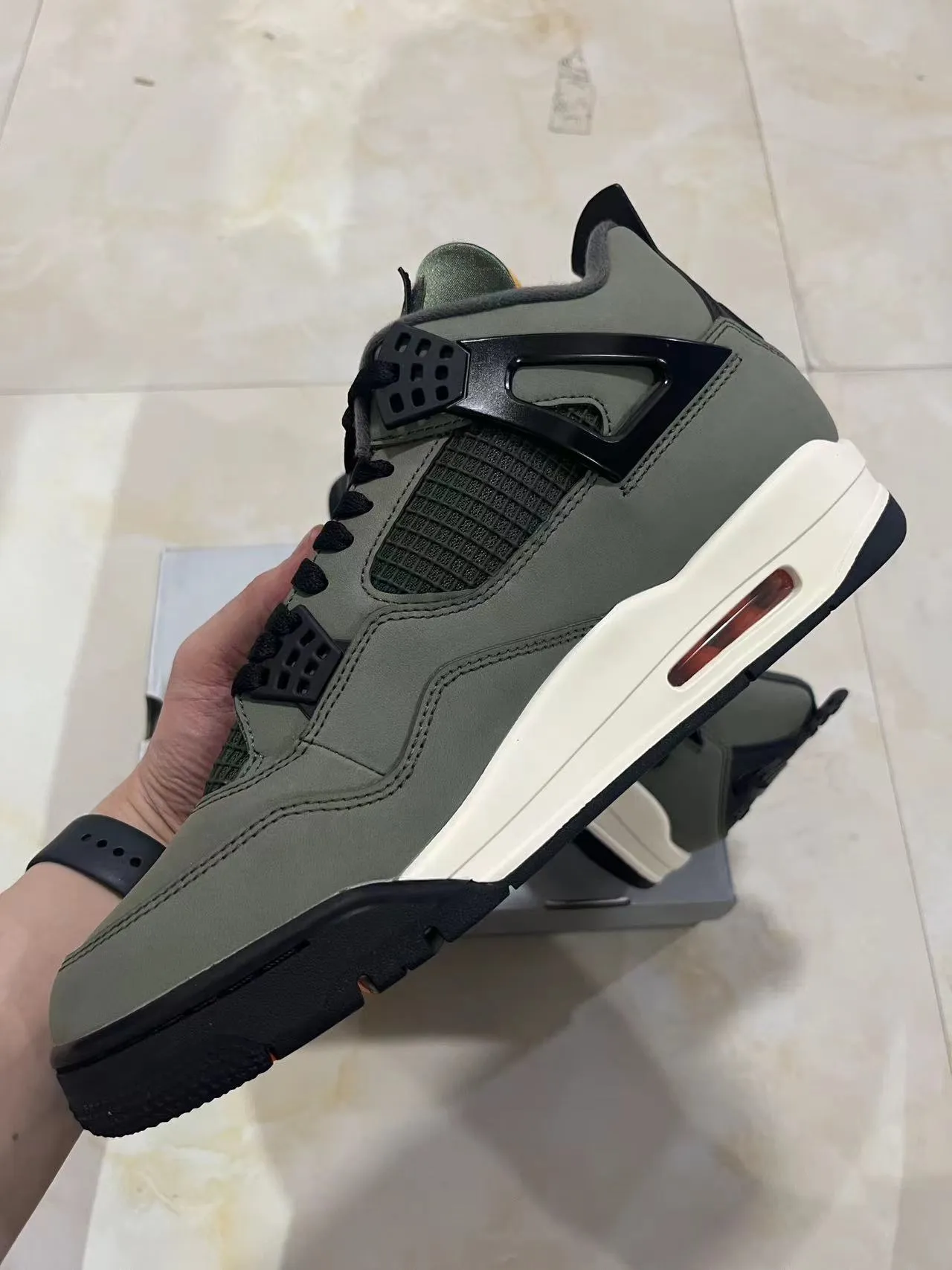 Air Jordan 4 Vert Olive Noir Crème Chaussures de Basketball 5