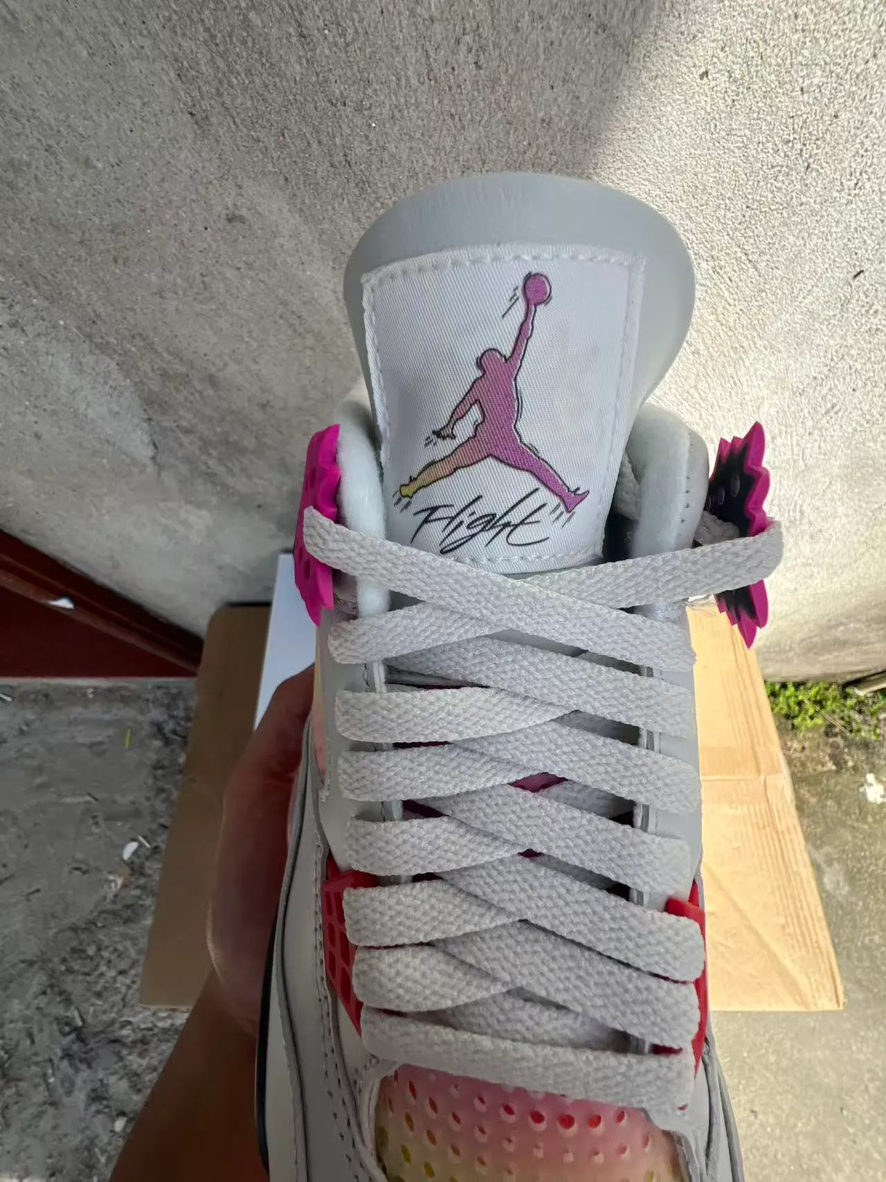 Air Jordan 4 সাদা কালো গোলাপি গ্রেডিয়েন্ট মেশ বাস্কেটবল জুতা 4