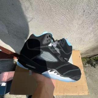 Air Jordan 5 黑色浅蓝色网面篮球鞋