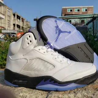 Tênis de basquete Air Jordan 5 branco preto roxo