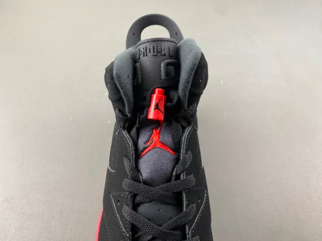 أحذية كرة السلة Air Jordan 6 أسود أحمر أبيض 6