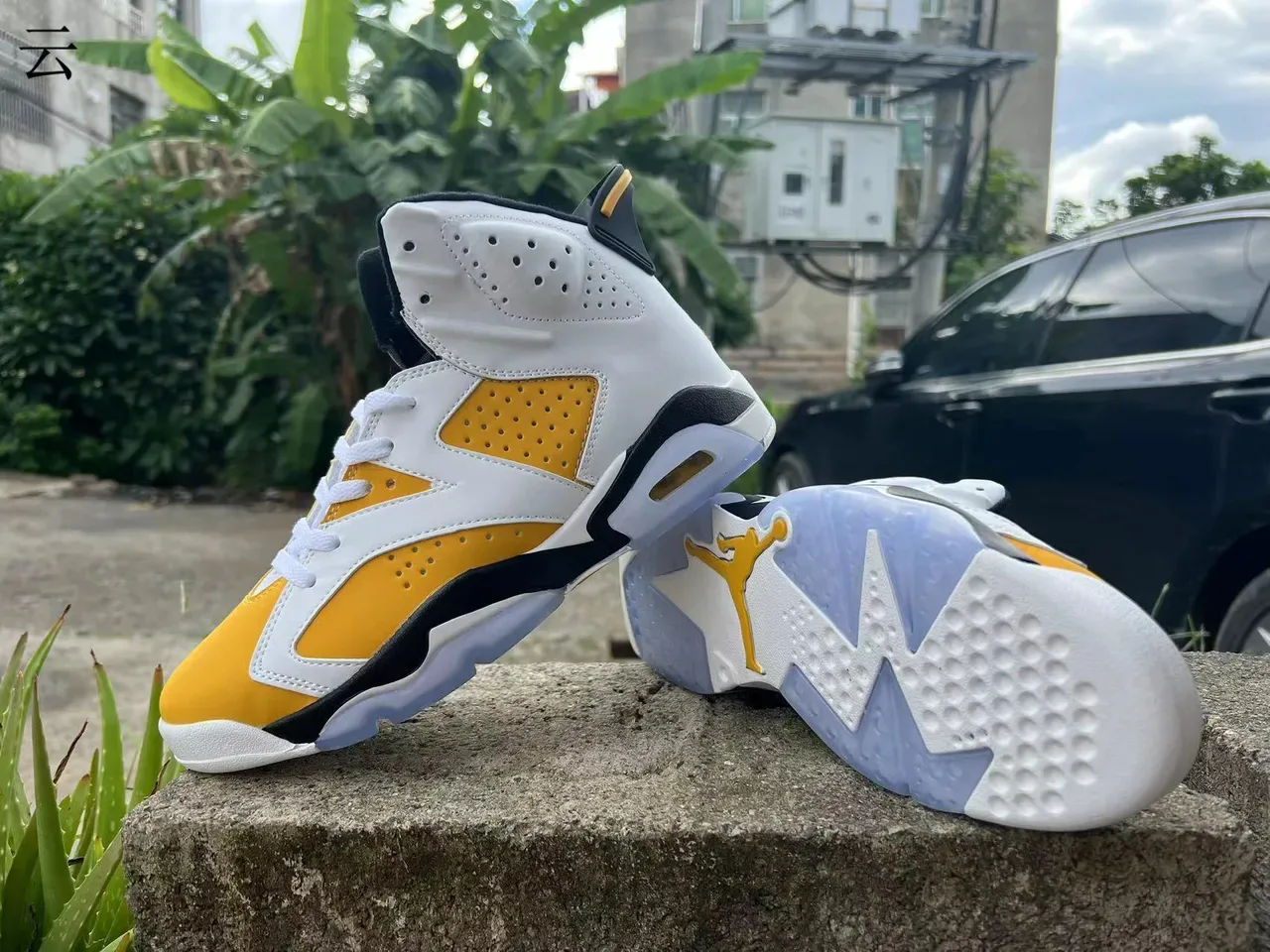 Air Jordan 6 White Yellow Black Basketball Shoes 4
