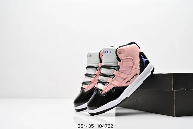 Air Jordan ब्लैक येलो हाई-टॉप पेटेंट लेदर एक्सेंट्स बास्केटबॉल जूते 14