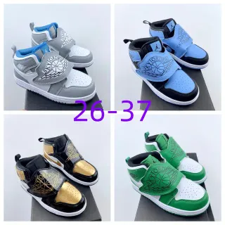 Tênis de basquete de cano baixo Air Jordan cinza e azul com fecho de tira