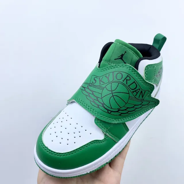 Tênis de basquete de cano baixo Air Jordan cinza e azul com fecho de tira 12
