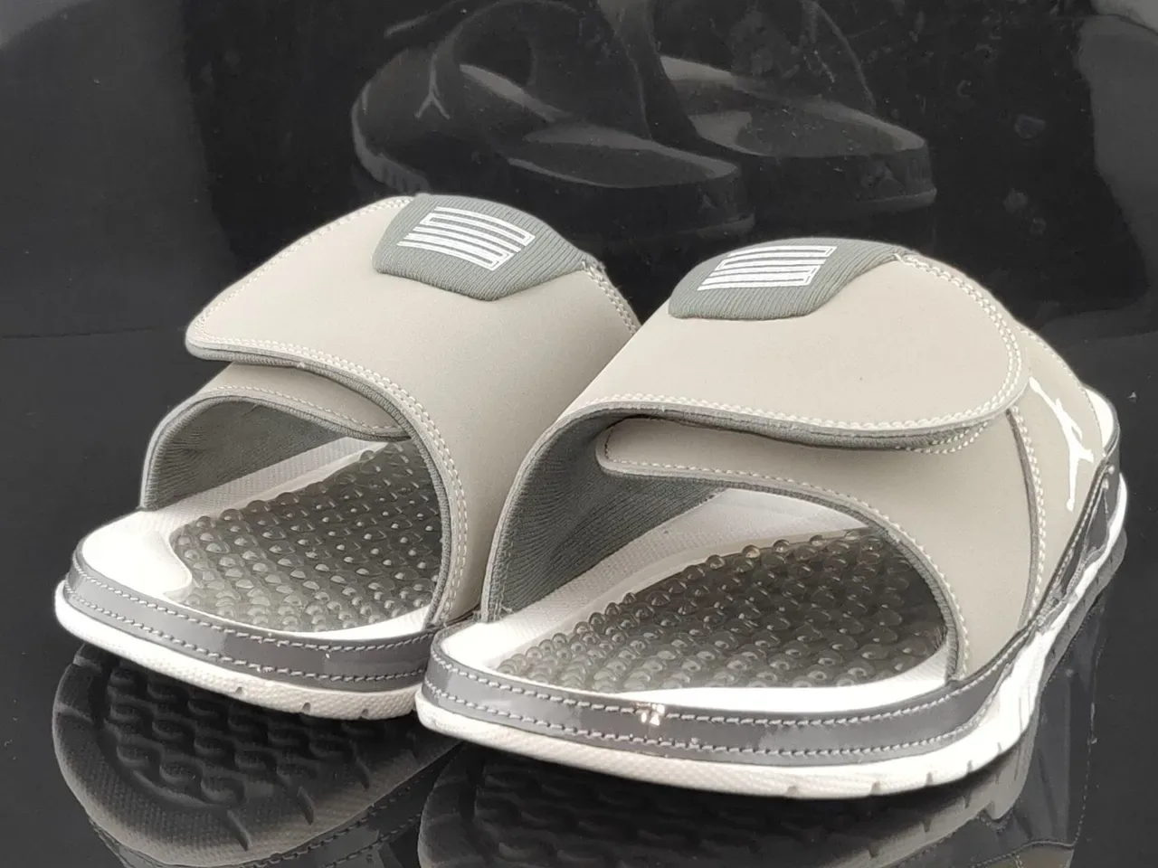 Air Jordan Hydro Gray White Slide Sandal Podded Footbed Slippers 2