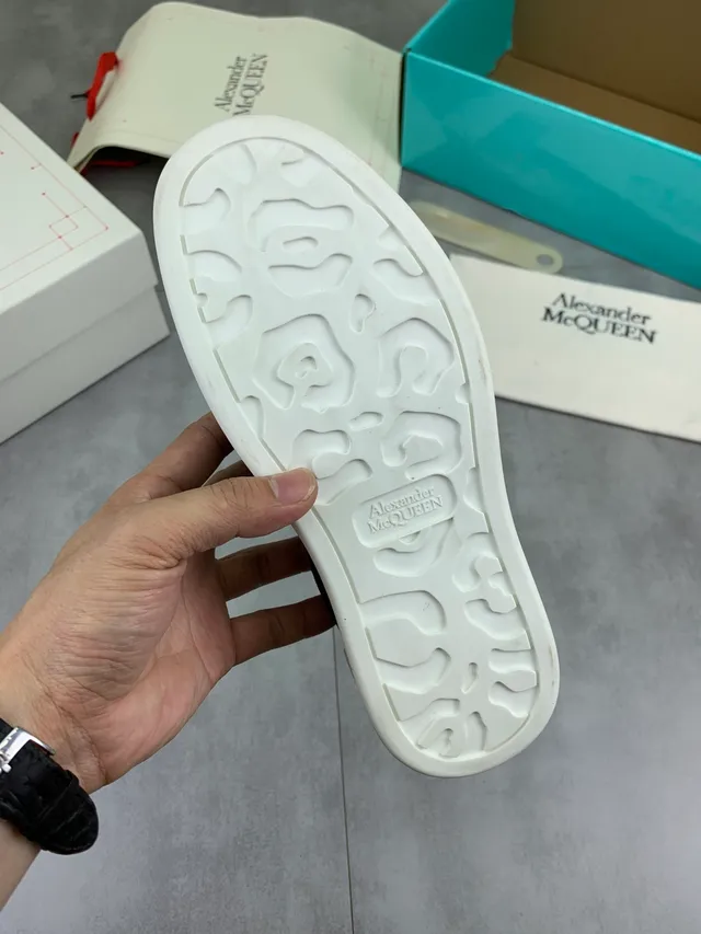 Alexander McQueen Oversized Sneaker Black and White Lifestyle Sneakers 2