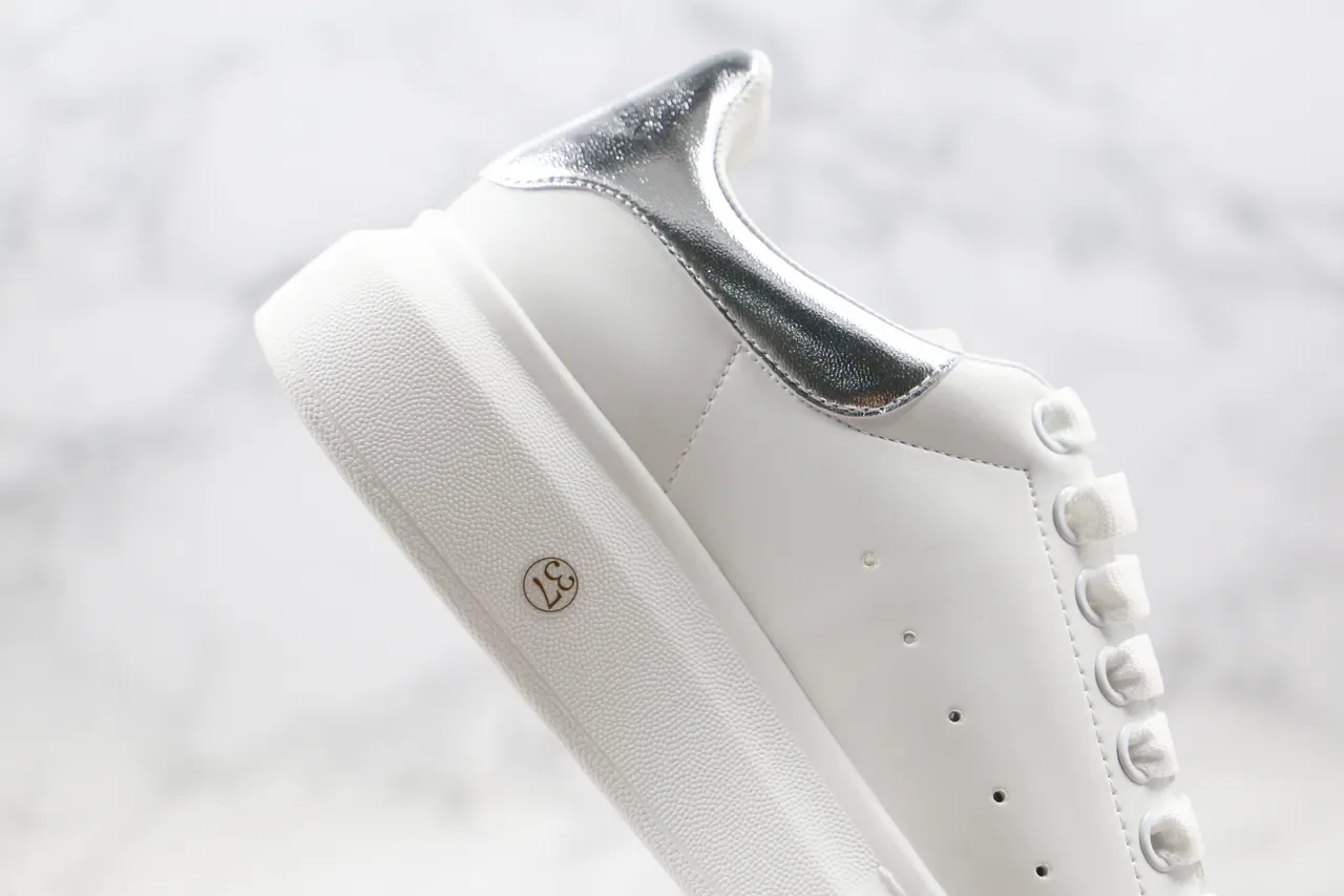 Alexander McQueen Sneakers Oversized Branco Prata Plataforma Couro Suave Superior Lifestyle Sneakers 5