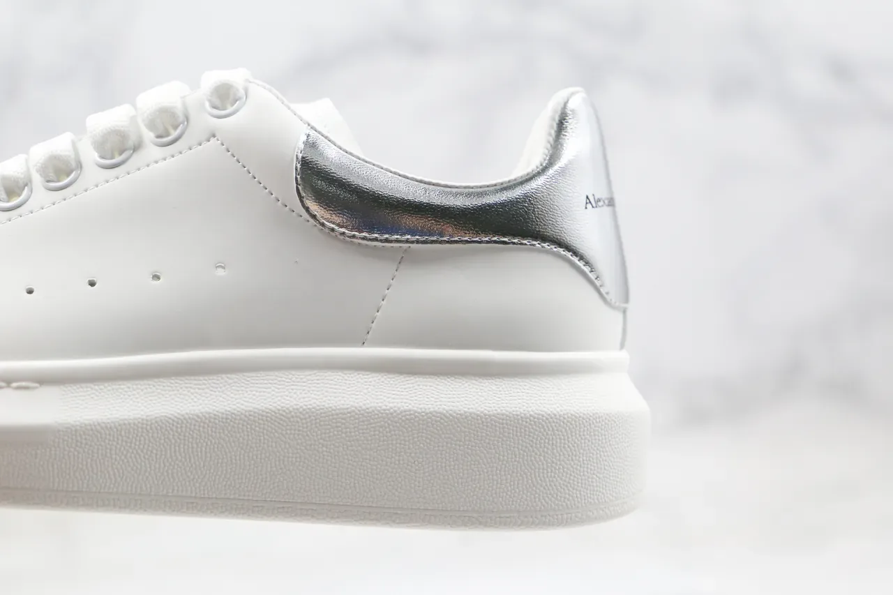 Alexander McQueen Sneakers Oversized Branco Prata Plataforma Couro Suave Superior Lifestyle Sneakers 8