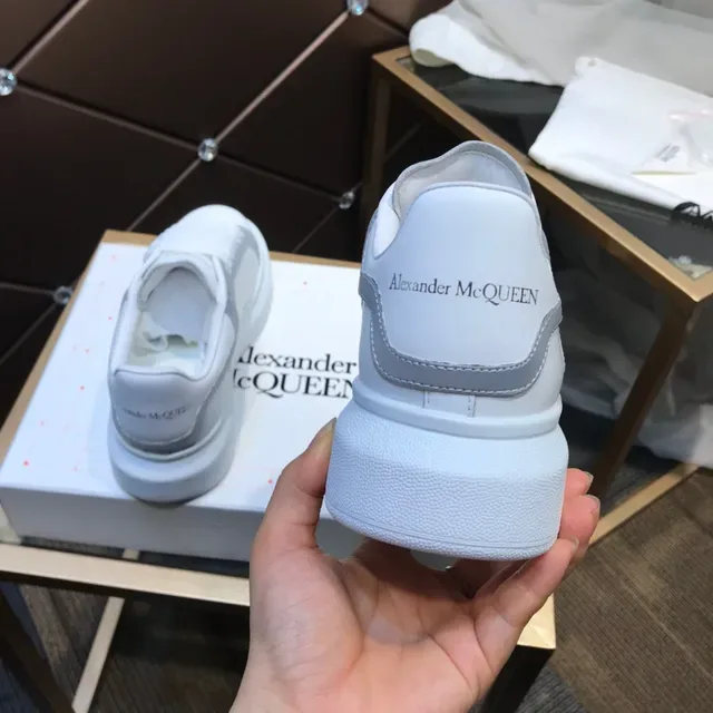 Alexander McQueen Oversized Sneaker White Yellow Platform Sole Paneled Upper Lifestyle Sneakers 6