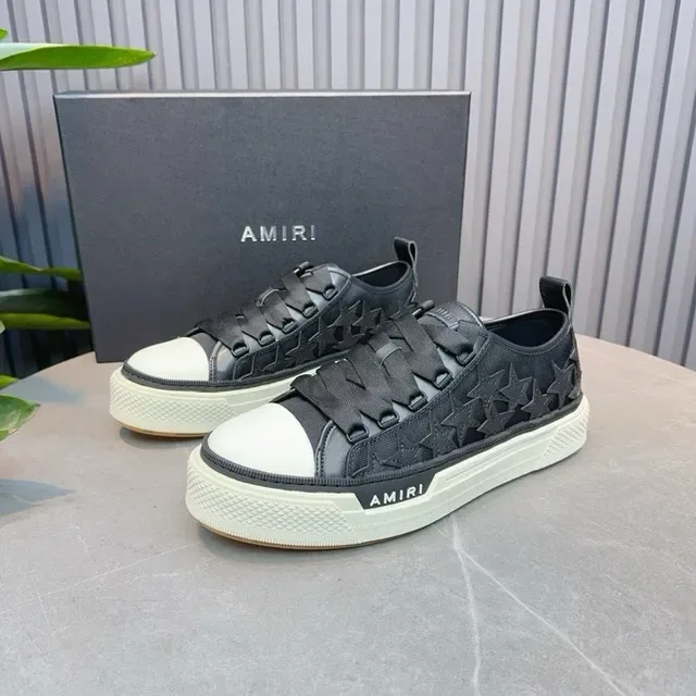 Amiri MA Court Star-Embossed Negro y Off-White Zapatillas de estilo de vida 8
