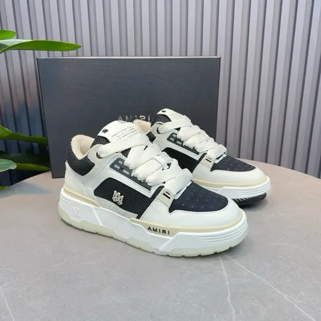 Amiri MA Court sneakers lifestyle blanc et noir 9