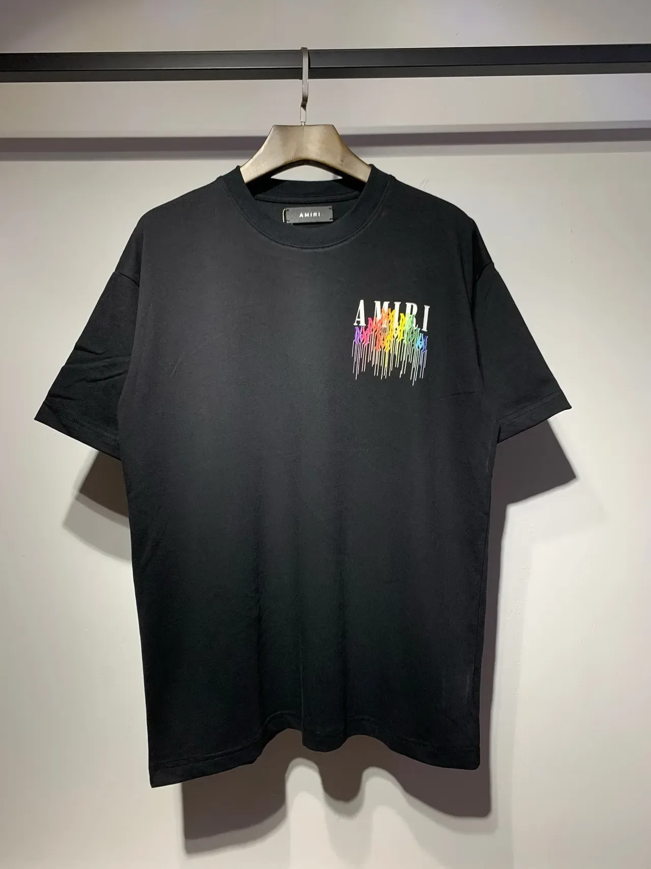 تيشيرت Amiri جرافيك بشعار Rainbow Drip 6
