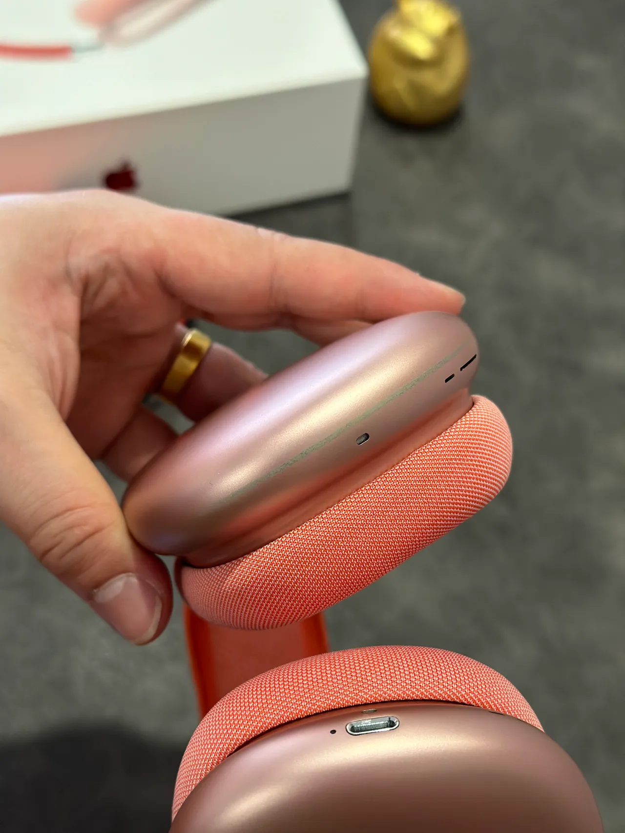 Apple AirPods Max Orange Fones supra-auriculares 11