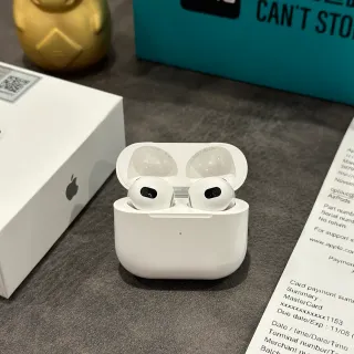 Apple AirPods White Black Stemless Design Glossy Finish TWS Earbuds