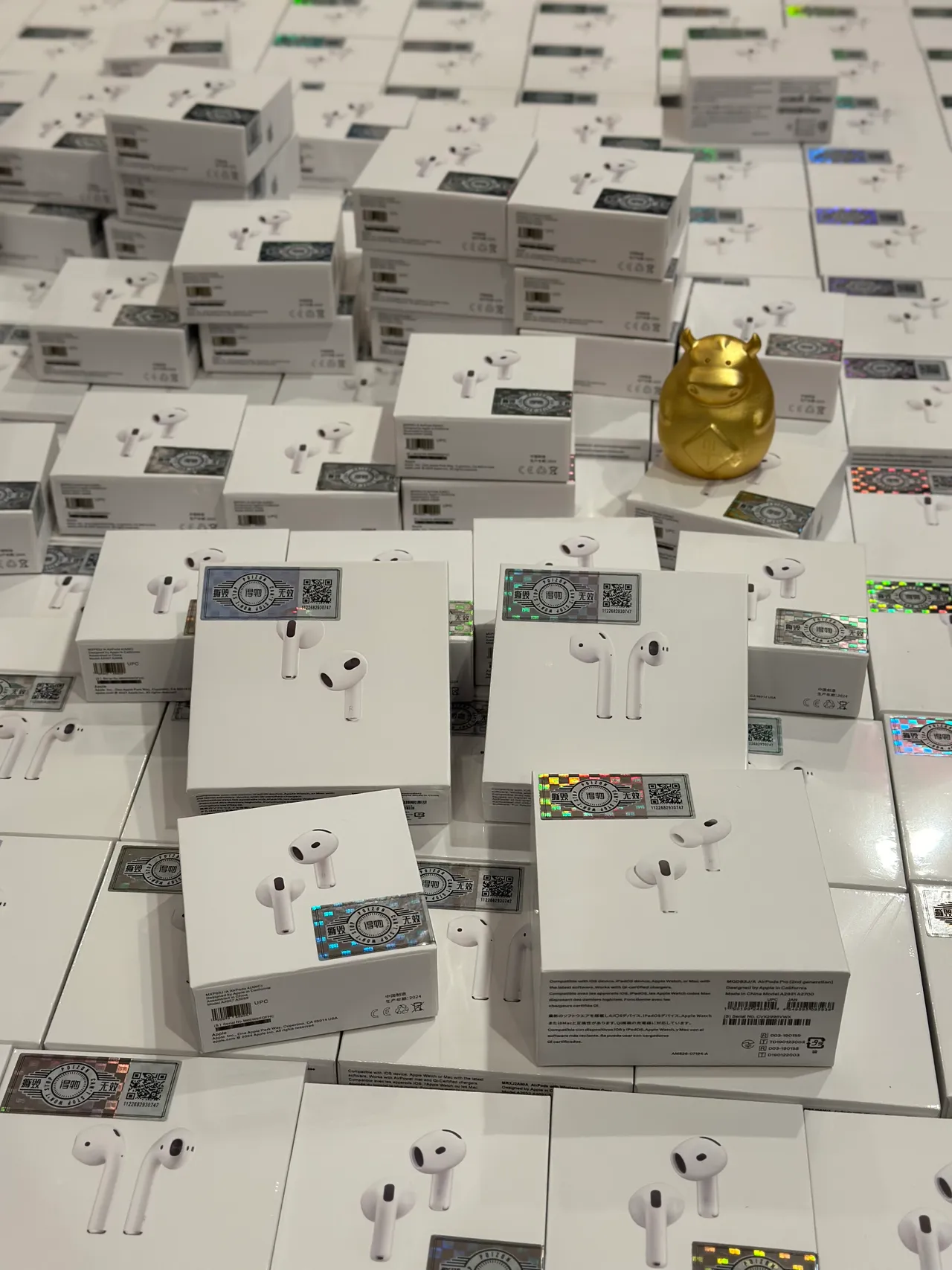 Apple AirPods সাদা কালো স্টেমহীন ডিজাইন উজ্জ্বল ফিনিশ TWS ইয়ারবাডস 16