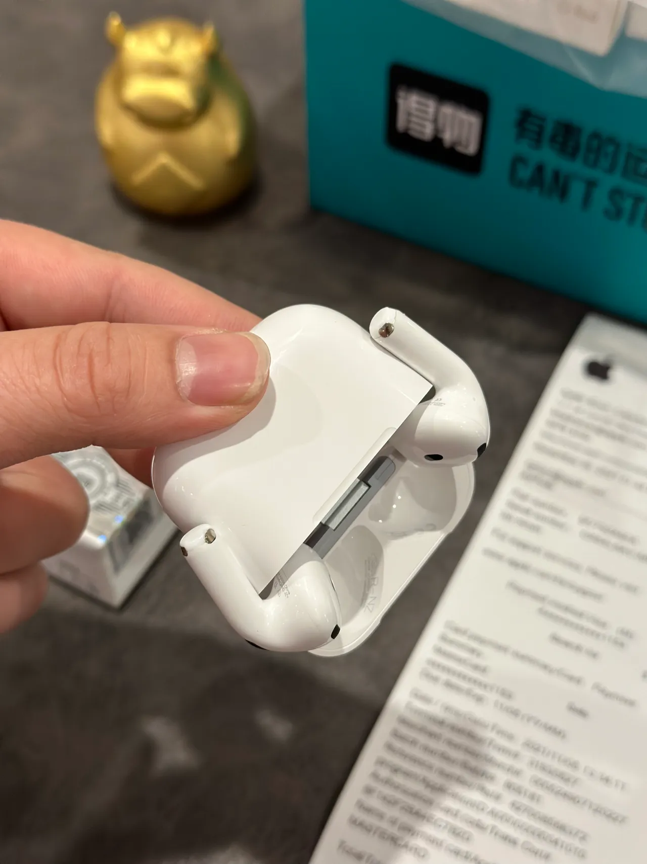 Apple AirPods সাদা কালো স্টেমহীন ডিজাইন উজ্জ্বল ফিনিশ TWS ইয়ারবাডস 18