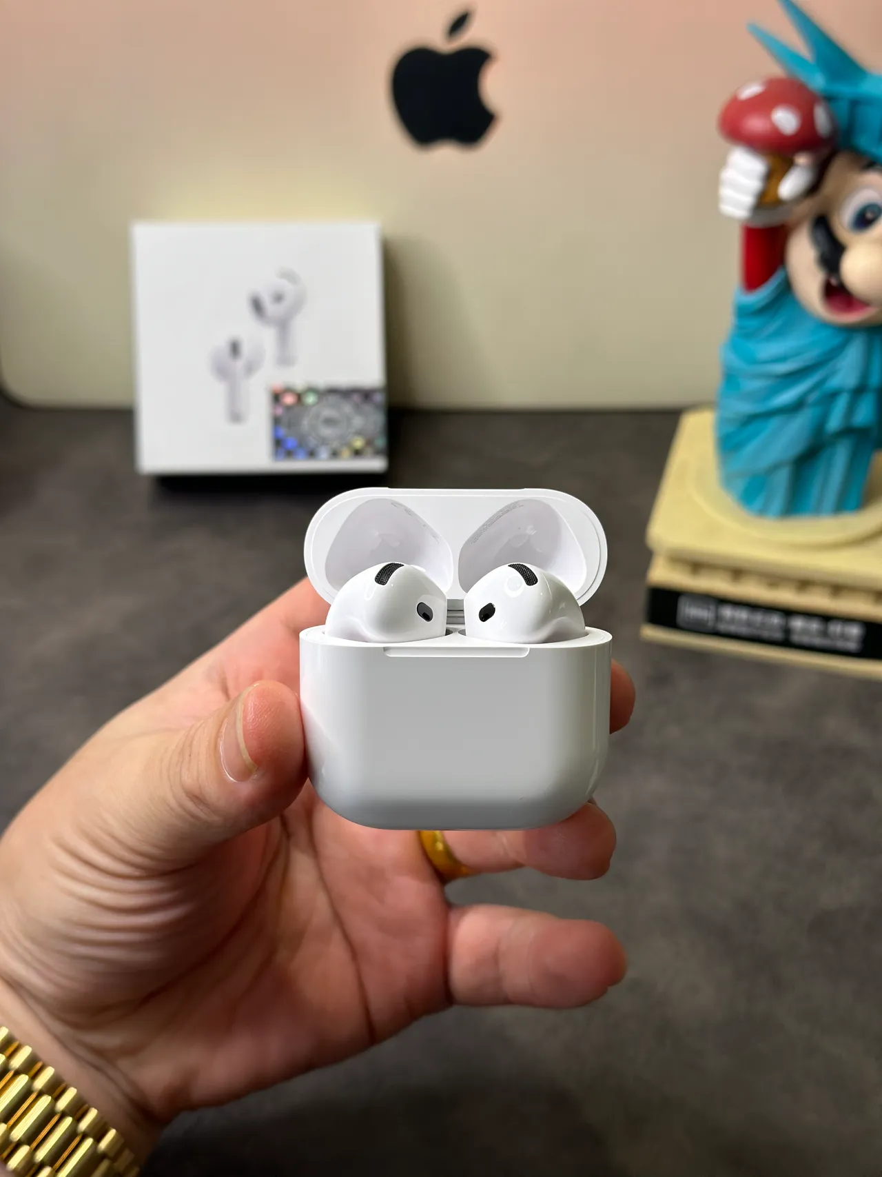Apple AirPods White Stem-Style Matte Finish TWS Earbuds 8