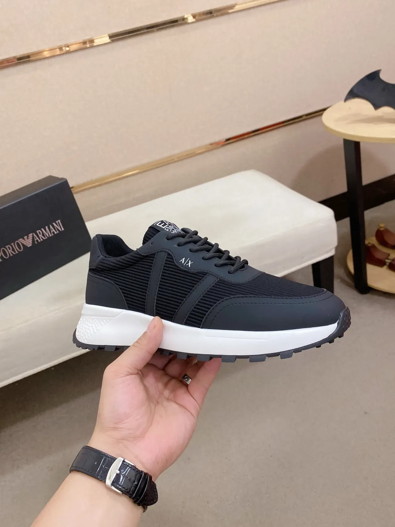 Armani Exchange Tênis Lifestyle Preto e Branco 5