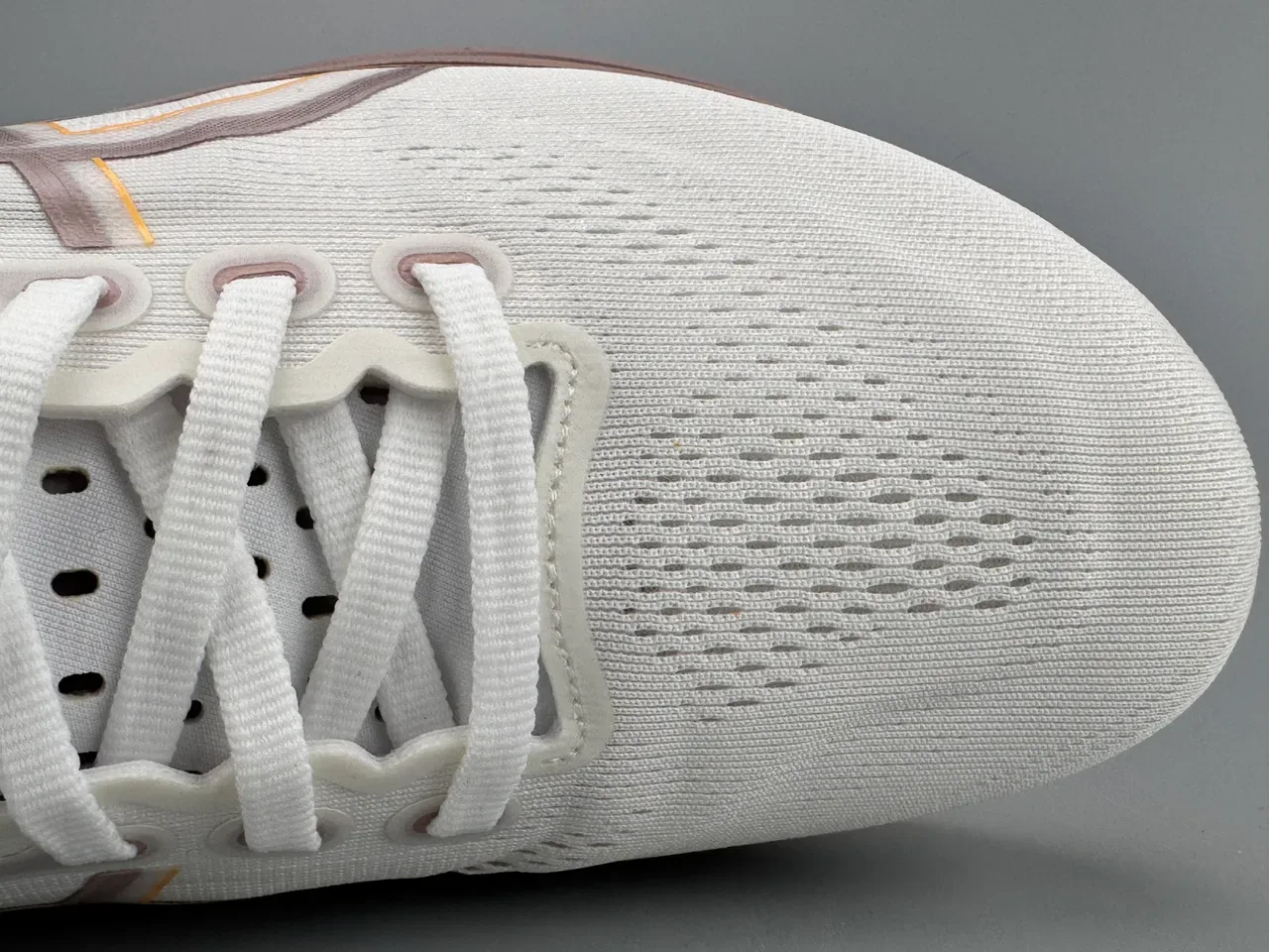 Chaussures de running ASICS Gel-Kayano 32 Off-White et Dusty Rose 5