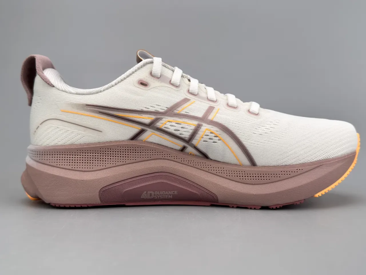 Chaussures de running ASICS Gel-Kayano 32 Off-White et Dusty Rose 10