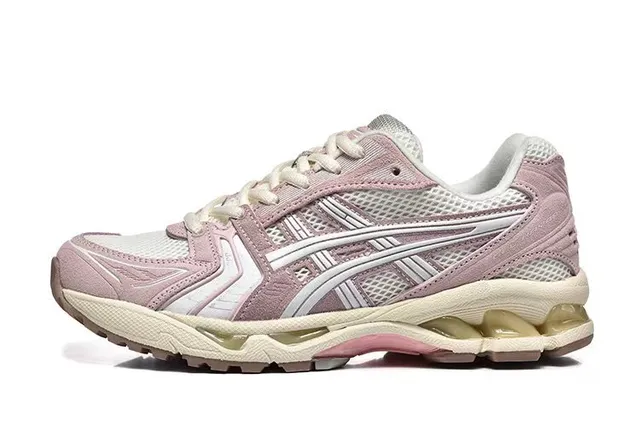 ASICS Gel-Kayano 粉色和白色跑鞋 2