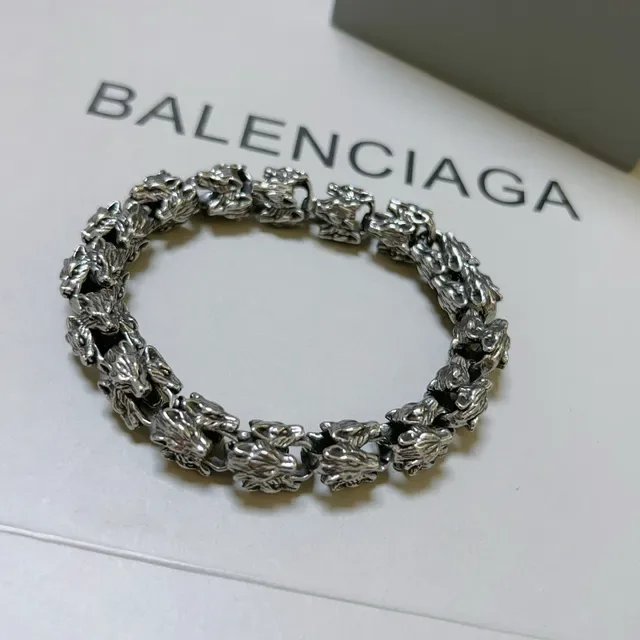 Balenciaga Animal Head Link Silver Sculpted Links Oxidized Finish Bracelet 3