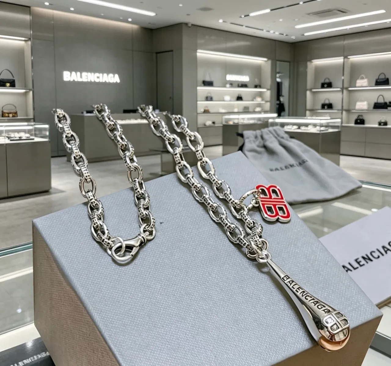 Balenciaga BB Enamel Logo Chunky Chain Necklace 8